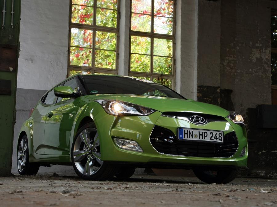  Hyundai Veloster 2011 года  (фото 44 из 184)